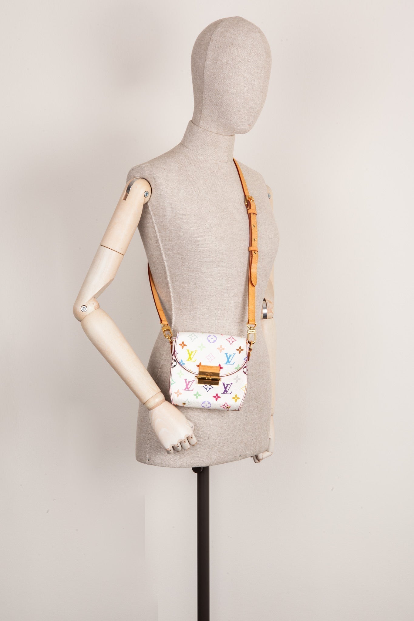 LO-LV bags 6912