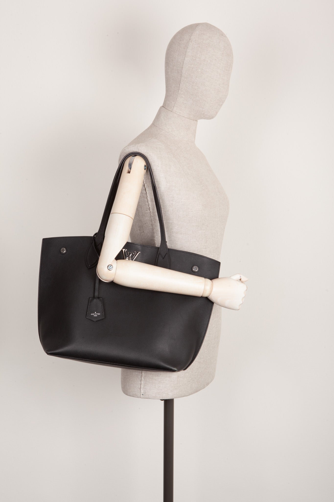 LO-LV bags 6821