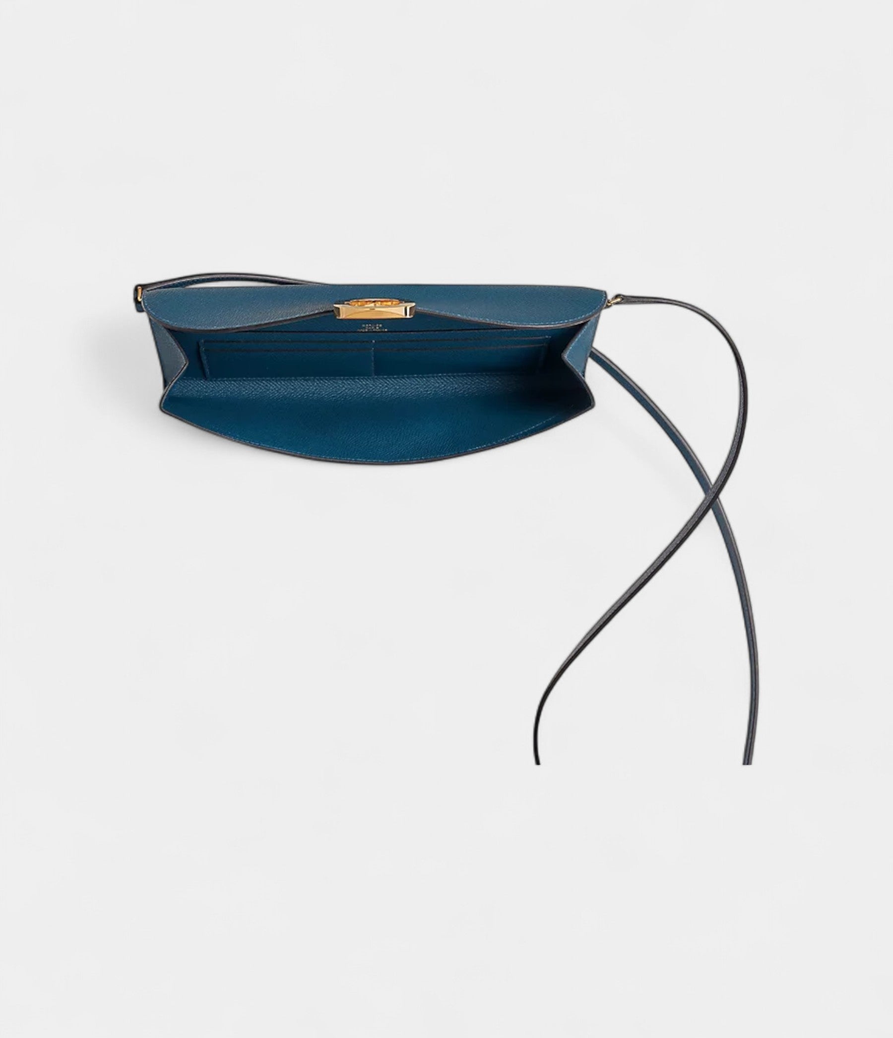 Maillon To Go Wallet Blend of Elegance and Practicality
