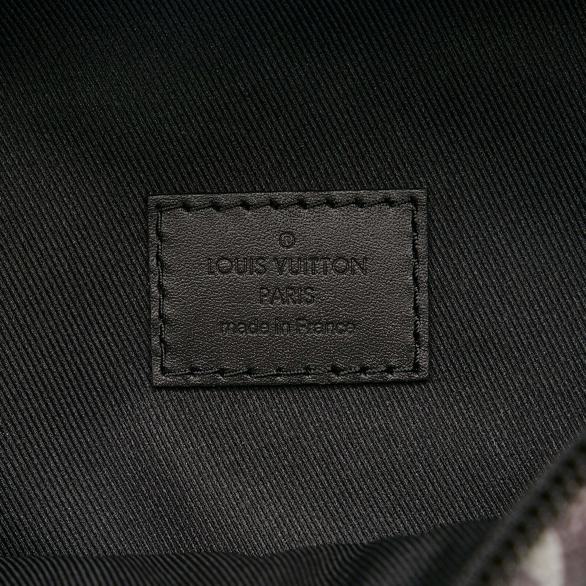 LO-LV bags 2123