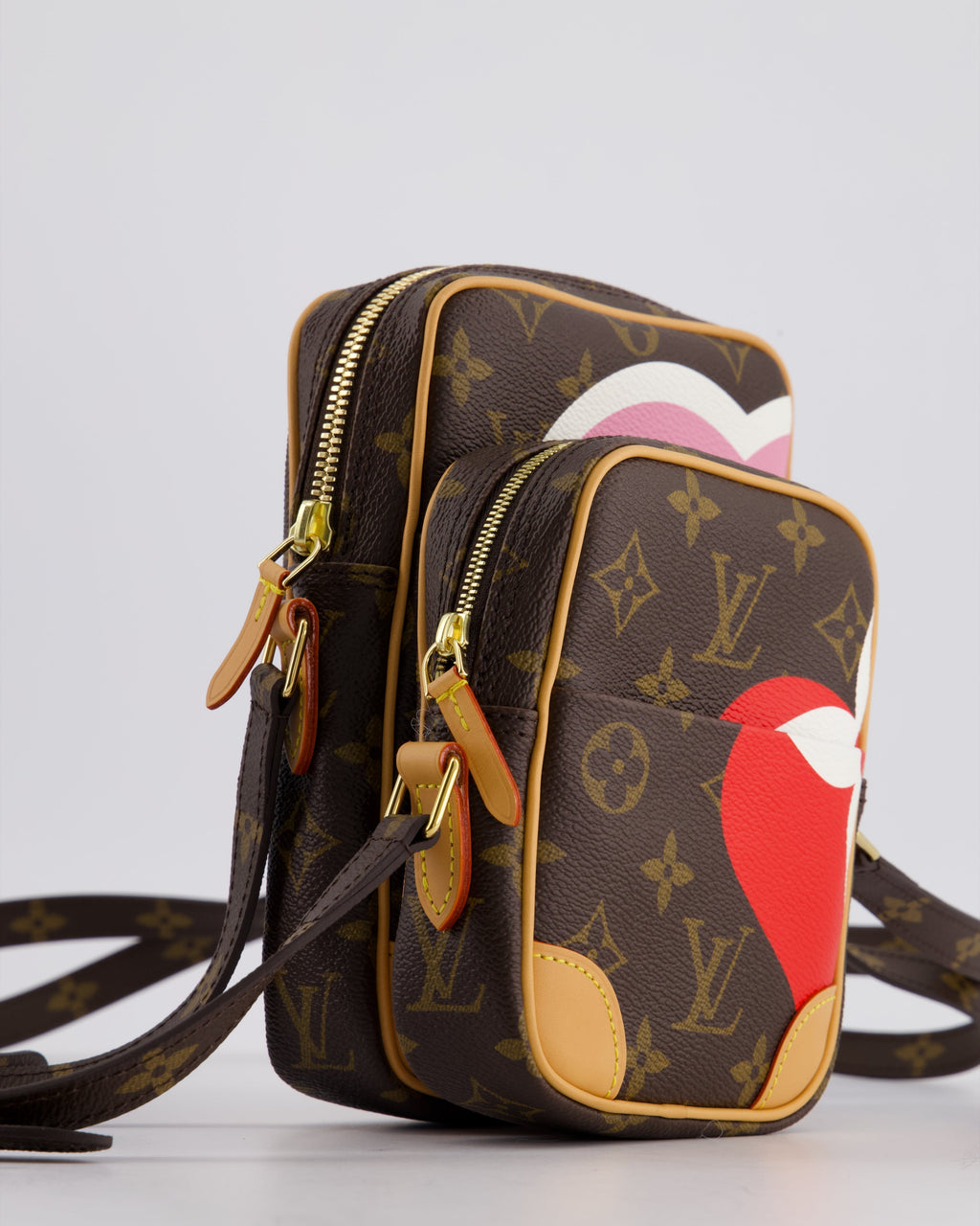 LO-LV bags 12085