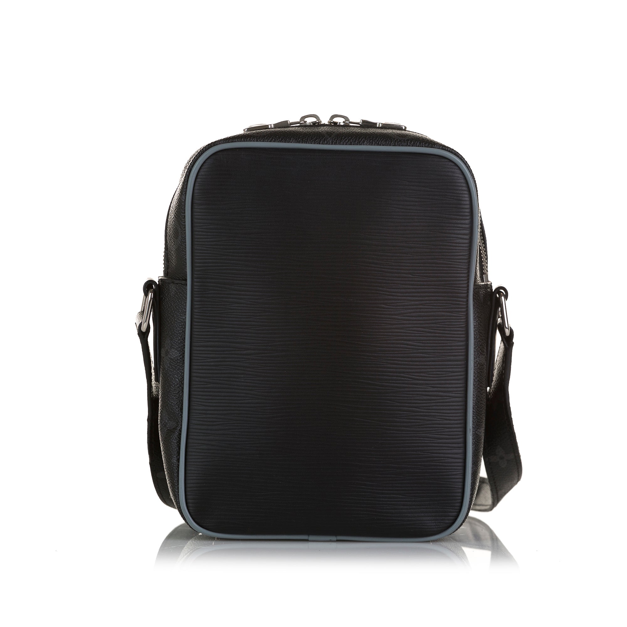 LO-LV bags 2039