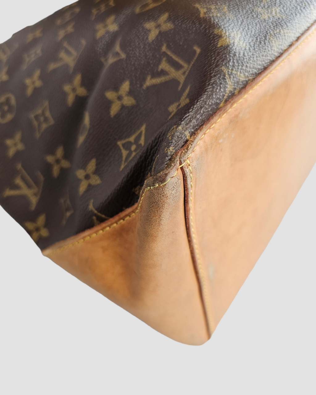 LO-LV bags 9737