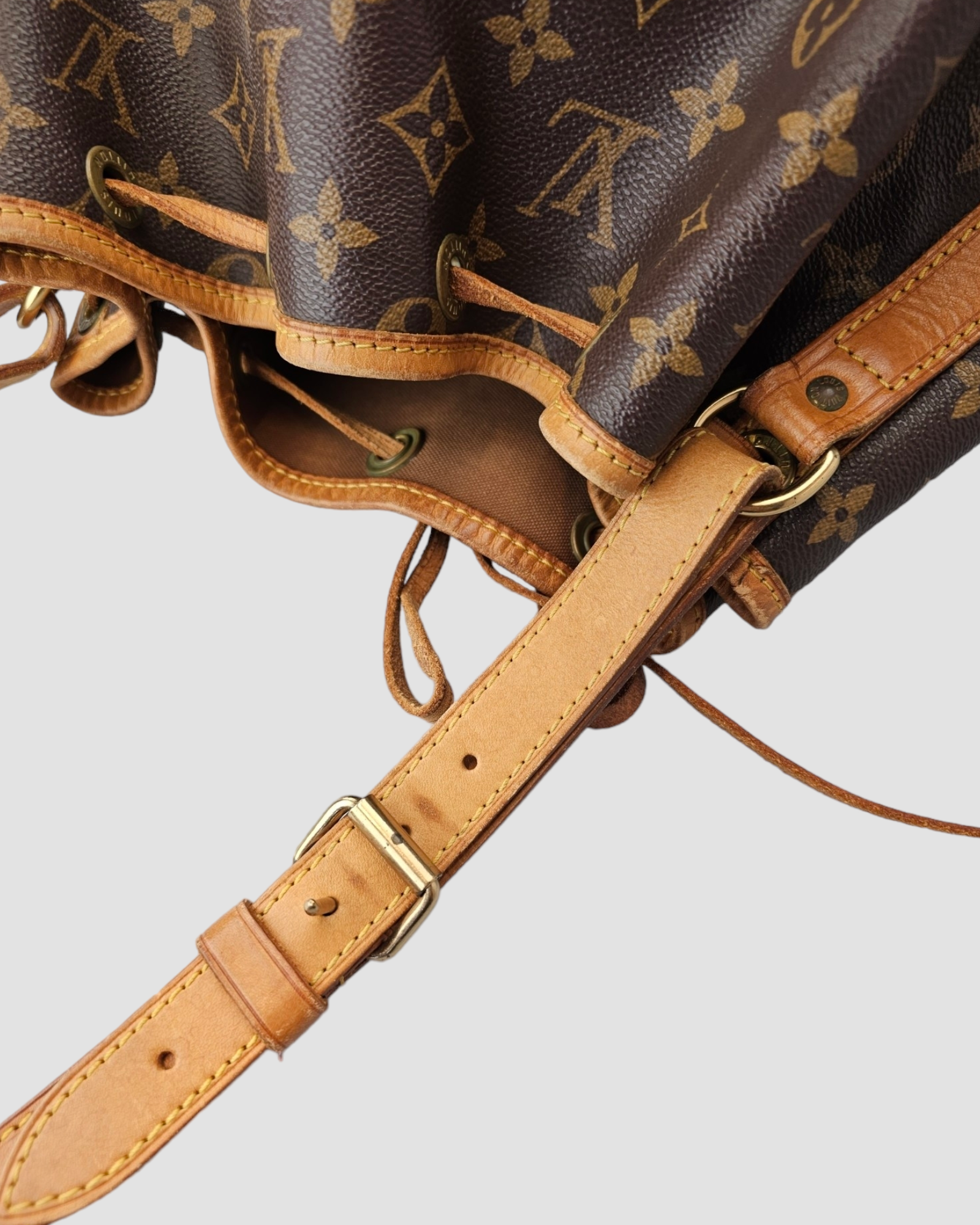 LO-LV bags 9739