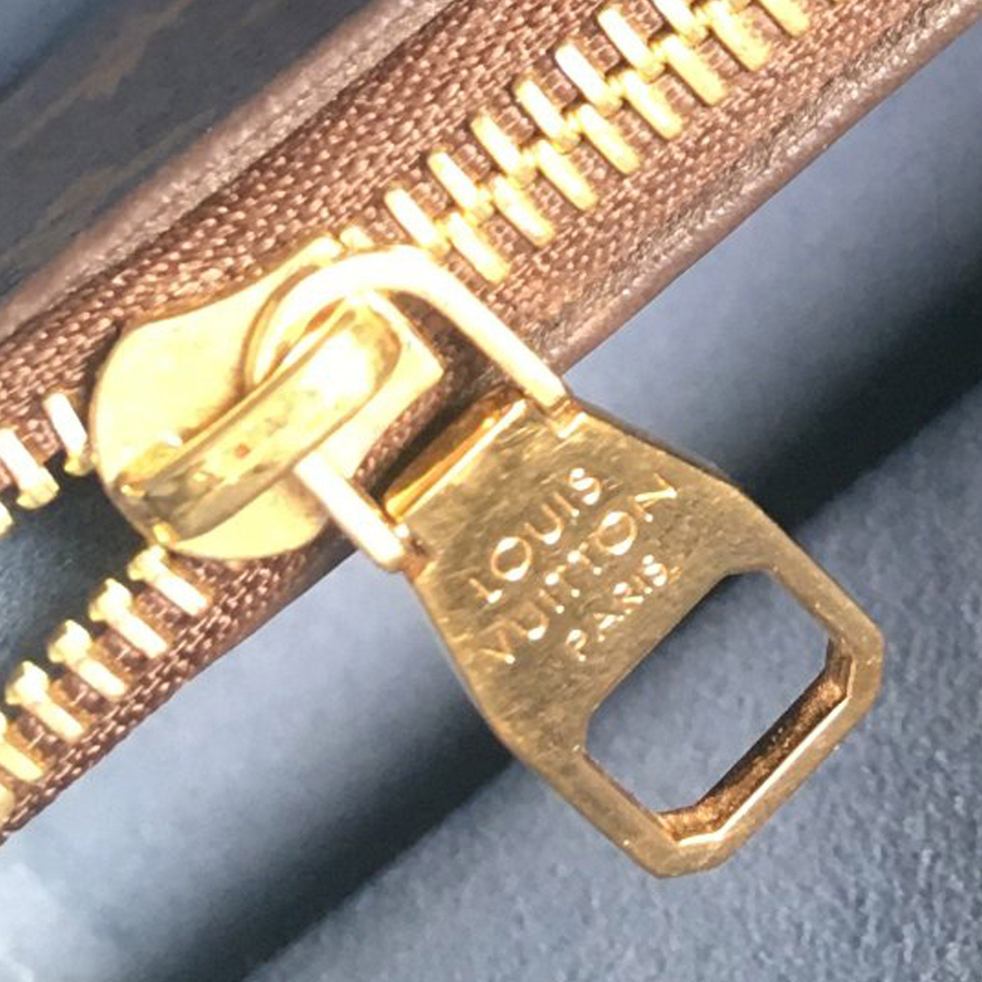 LO-LV bags 4400