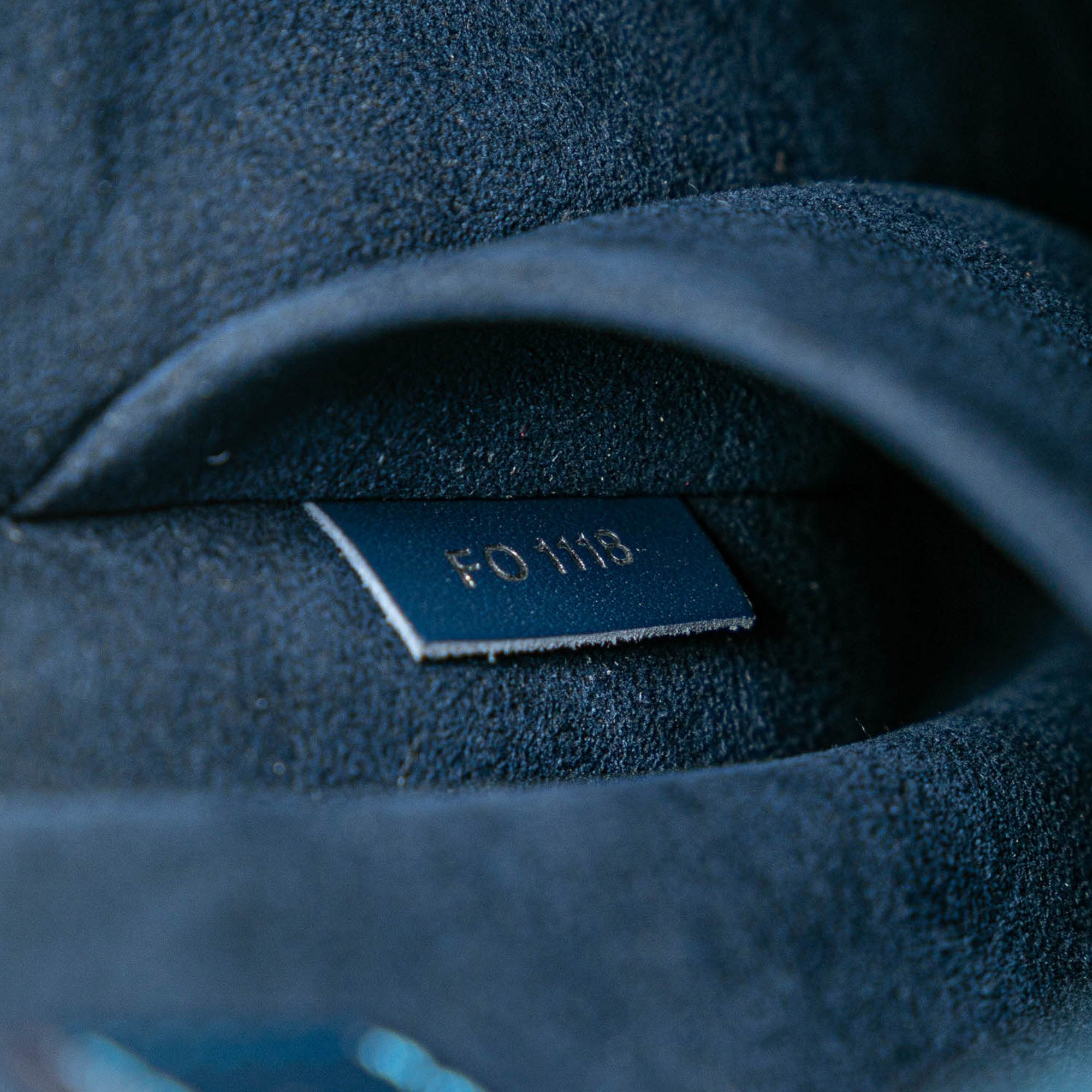 LO-LV bags 4488