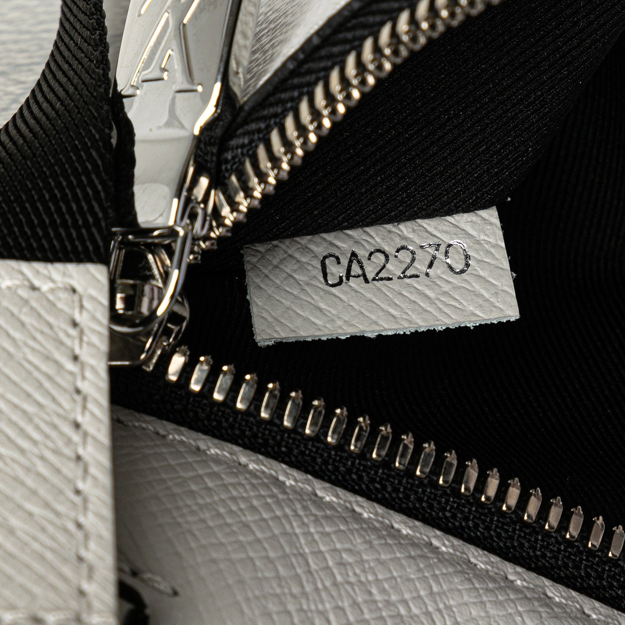 LO-LV bags 4273