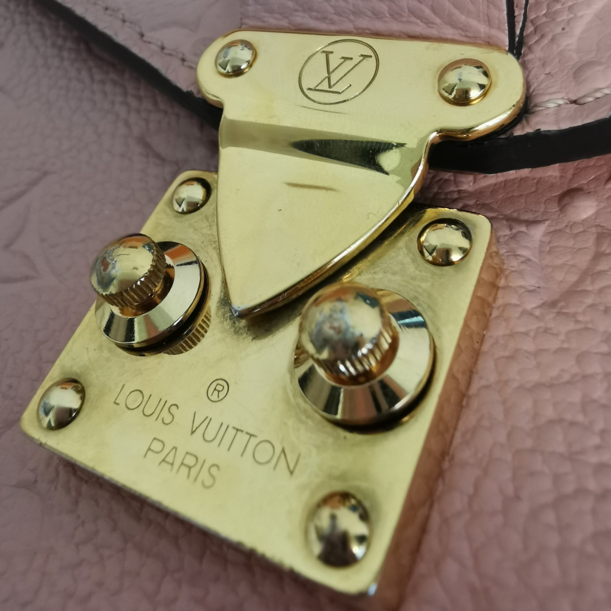 LO-LV bags 9755