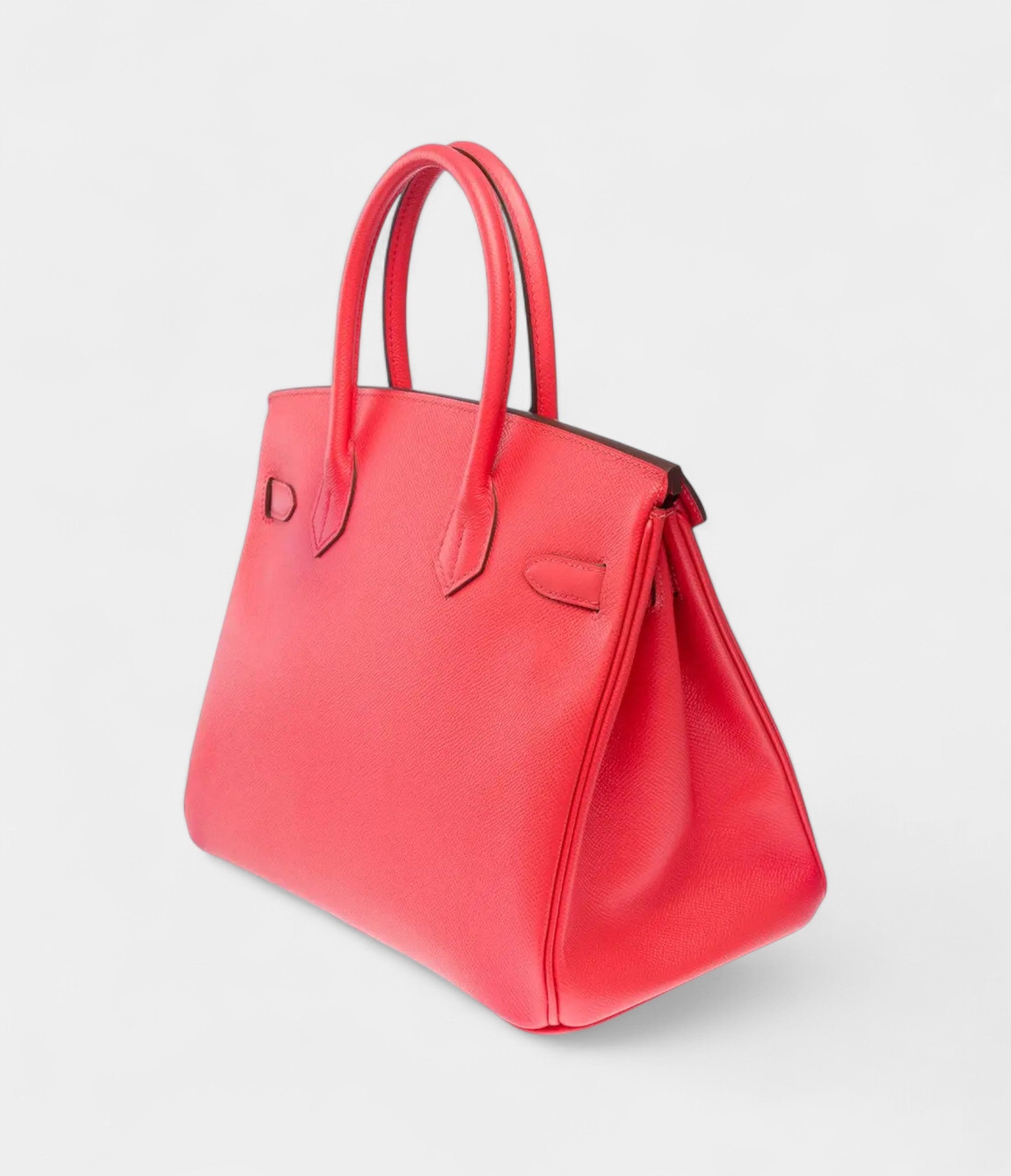 The  HM BK 30 leather handbag stands as a symbol Elegance