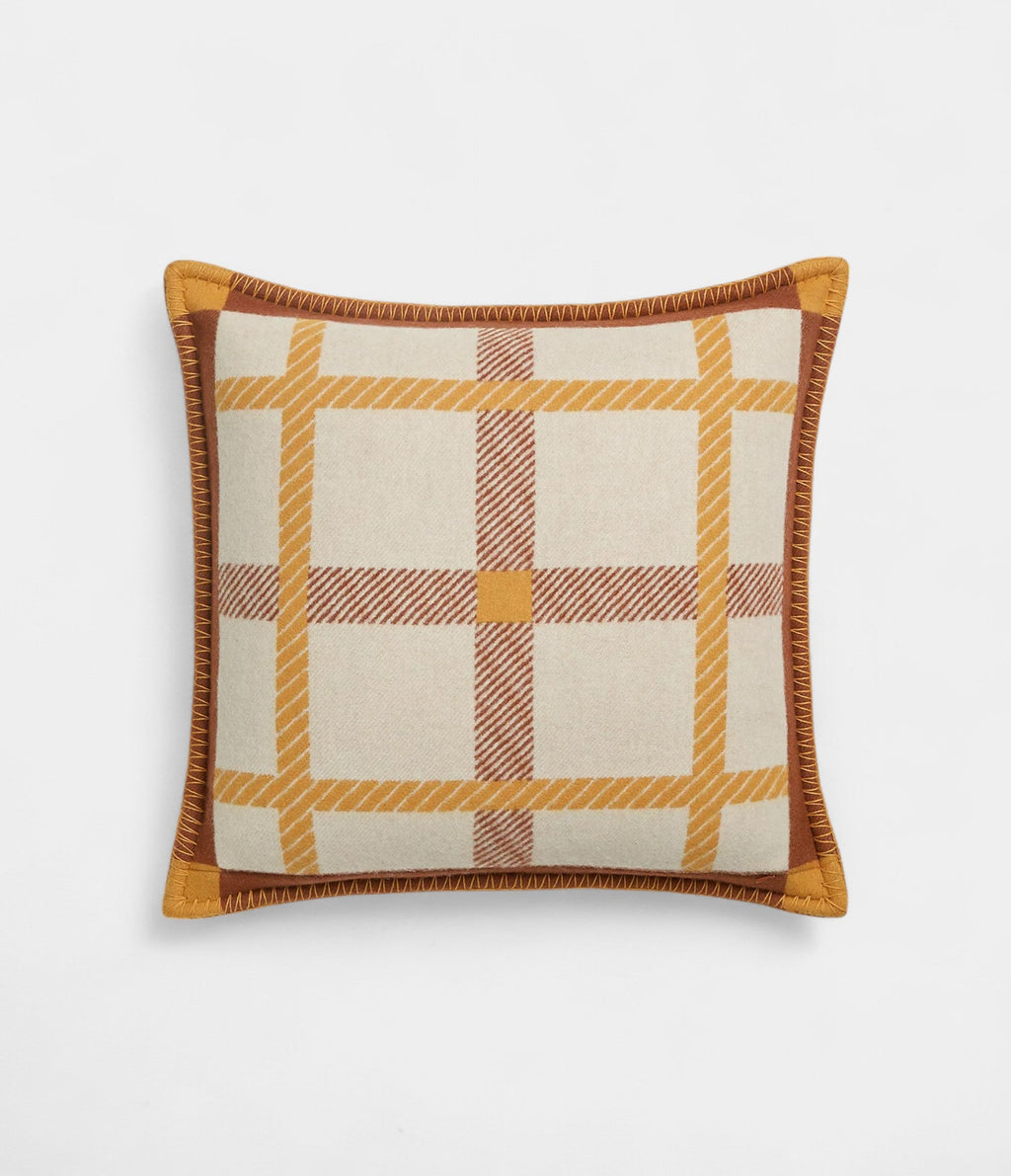 Tigre Altai 2 Pillow A Bold Expression of Art and Comfort