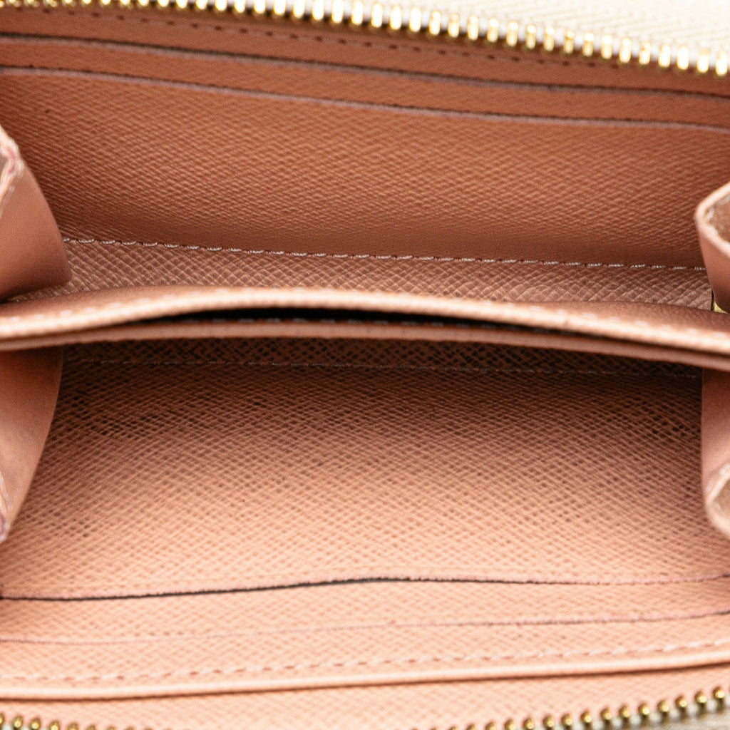 LO-LV bags 4921