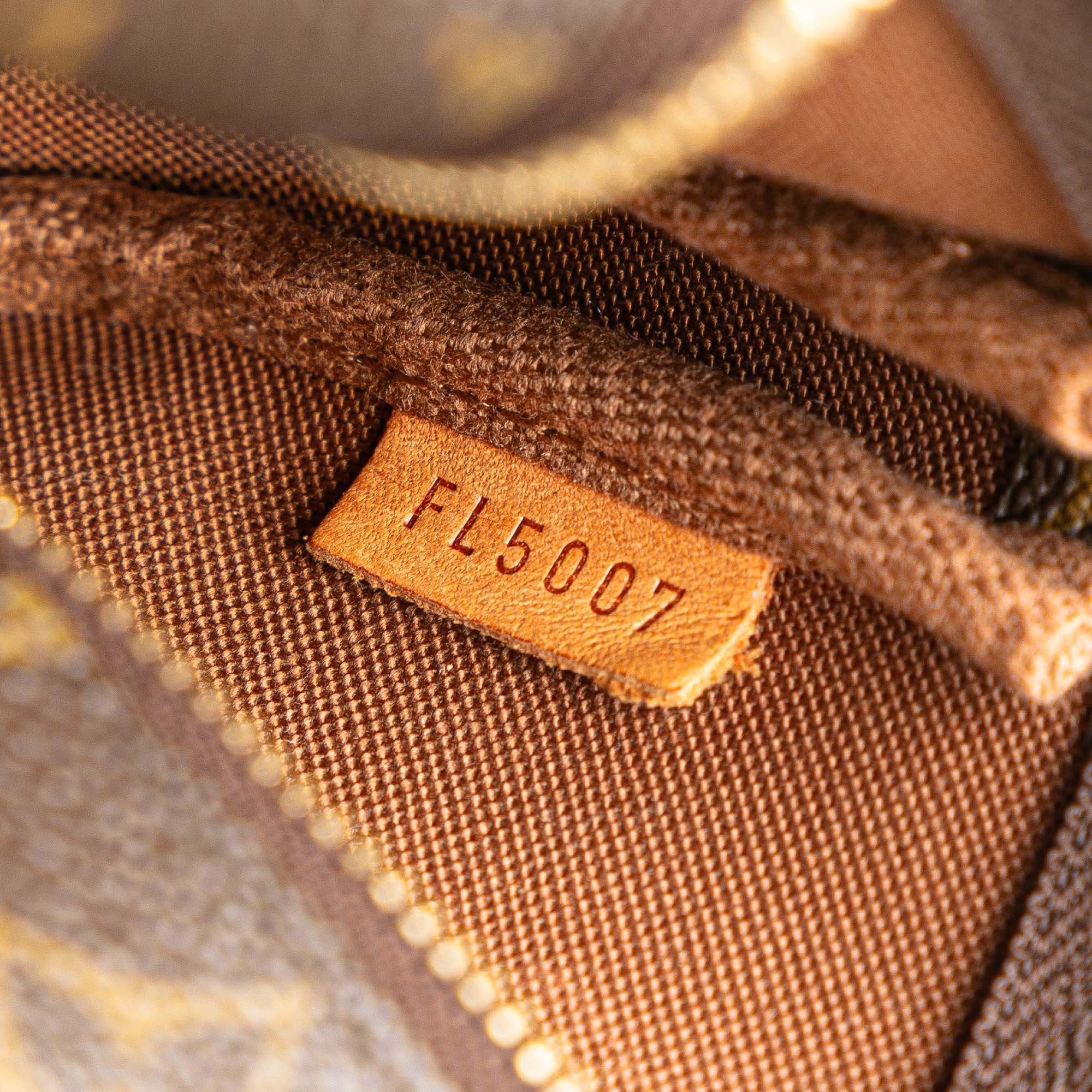 LO-LV bags 4737