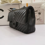 CHL -  Chevron Classic Handbag Black Hardware Black For Women, Women’s Bags, Shoulder And Crossbody Bags 10.2in/26LO