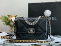 CHL -  Classic Flap Bag Black For Women 10.2in/26LO