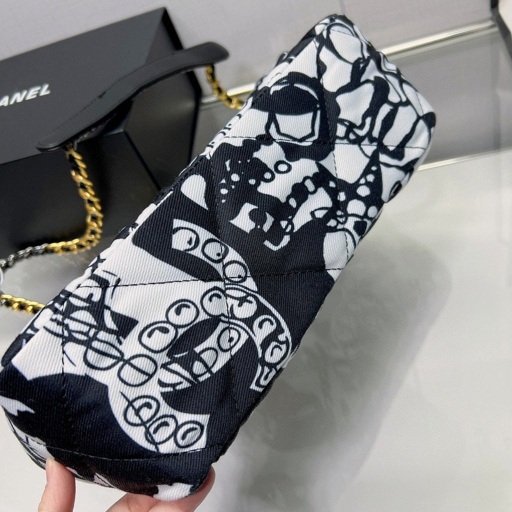 CHL -  19 HandBag Printed Canvas Black And White For Women 11.8in/30LO
