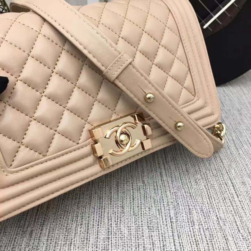 CHL - Medium Classic Handbag Yellowish Brown For Women HandBag, Shoulder And Crossbody Bags 9.8in/25LO A67086