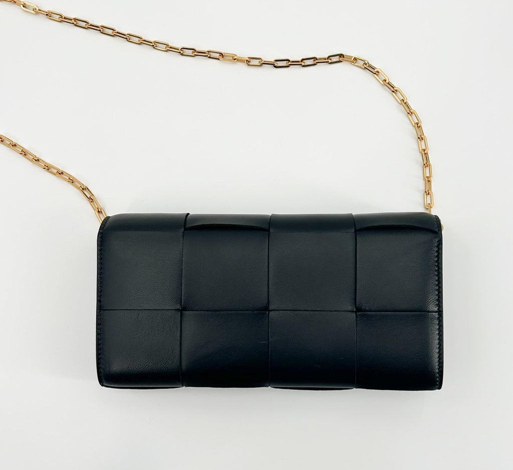 B V  - Cassette Leather Chain Wallet - Black