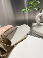 MIU FADED MULE IN LIGHT BROWN ECRU SUEDE