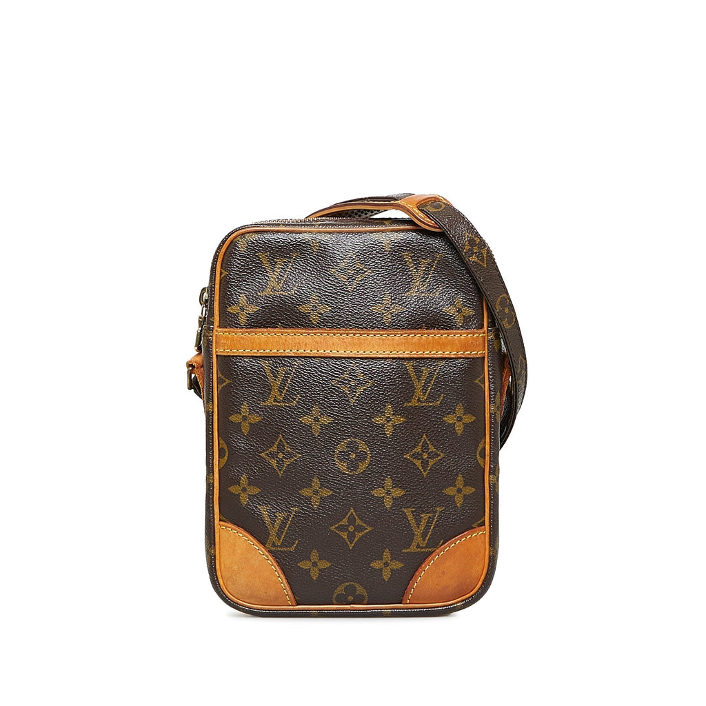 LO-LV bags 2044