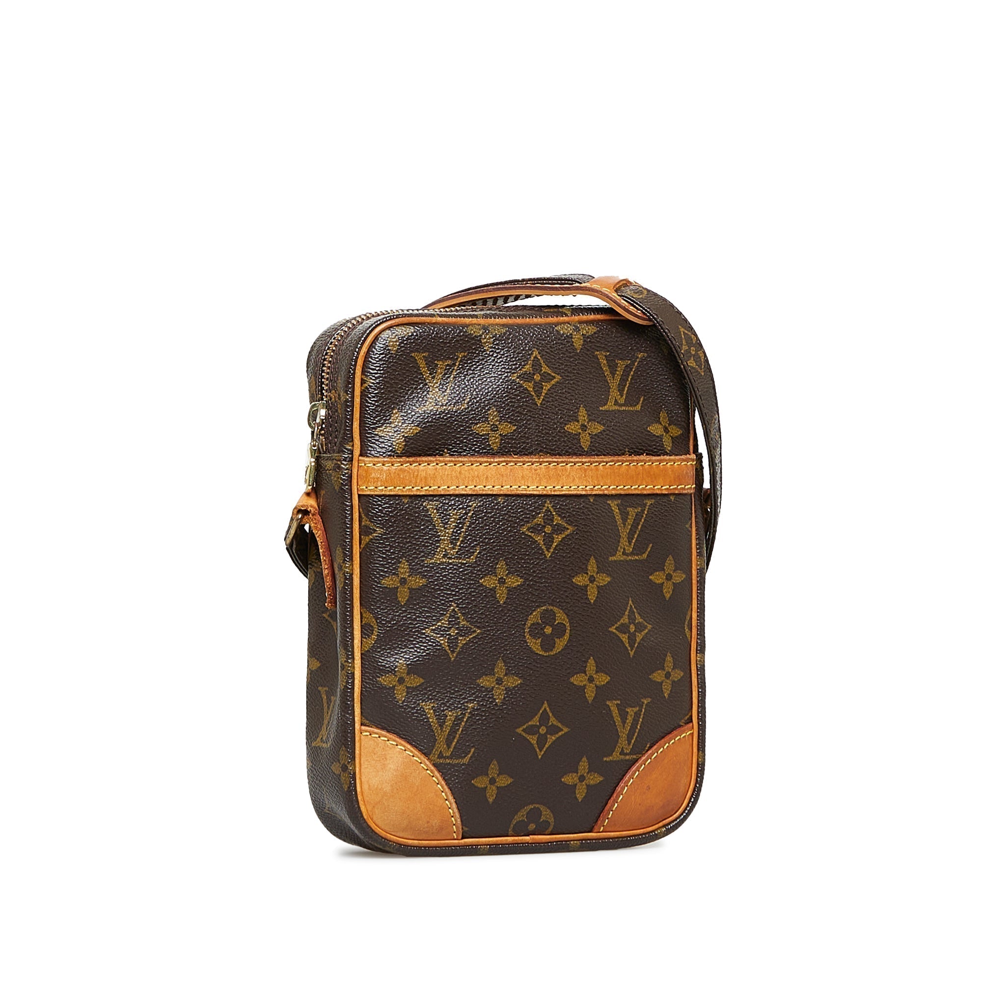 LO-LV bags 2044