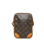LO-LV bags 2044