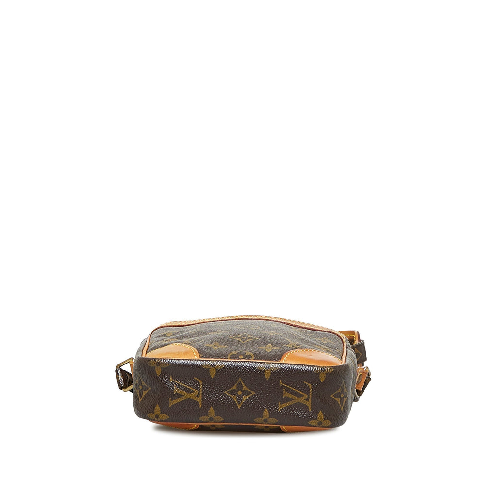 LO-LV bags 2044