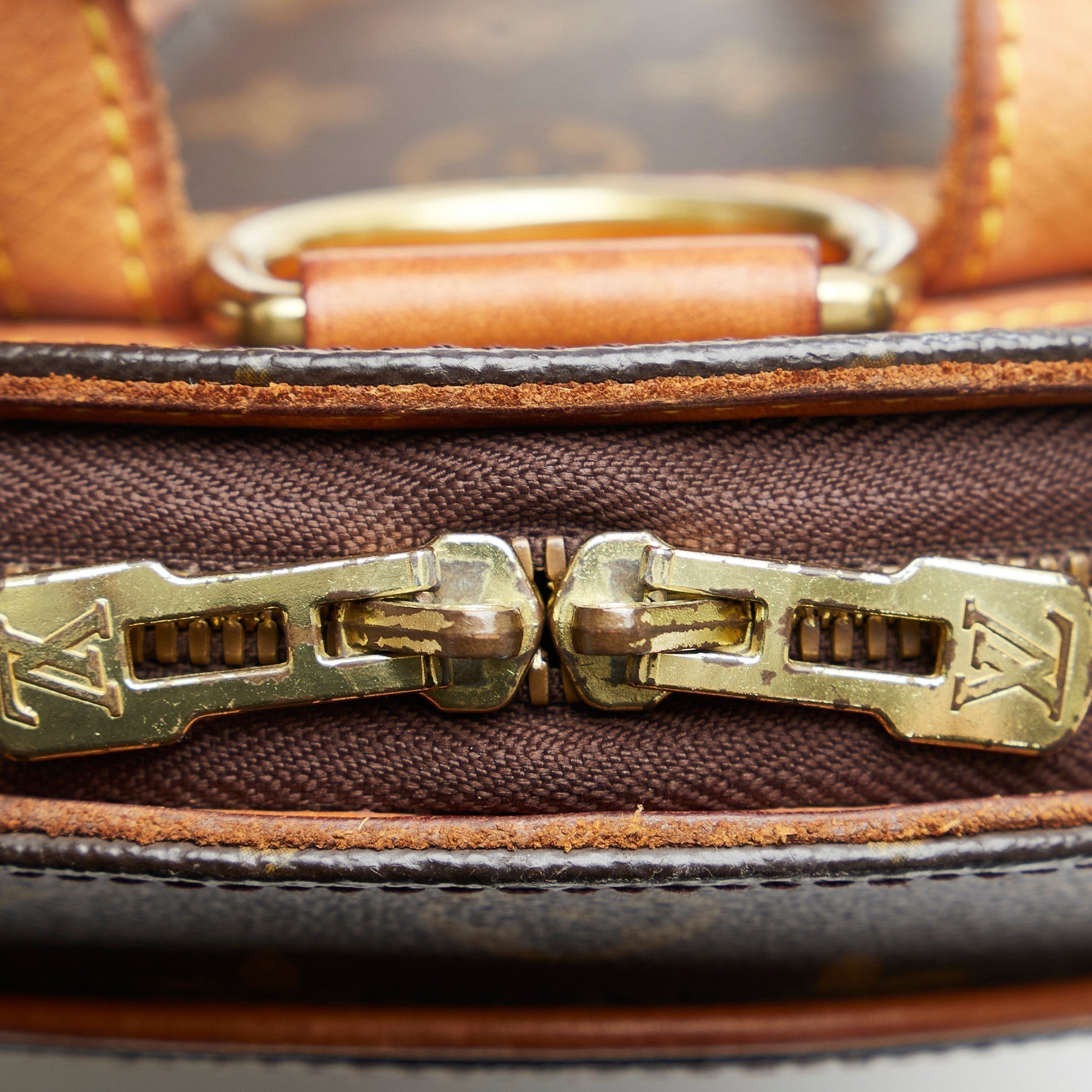 LO-LV bags 2254