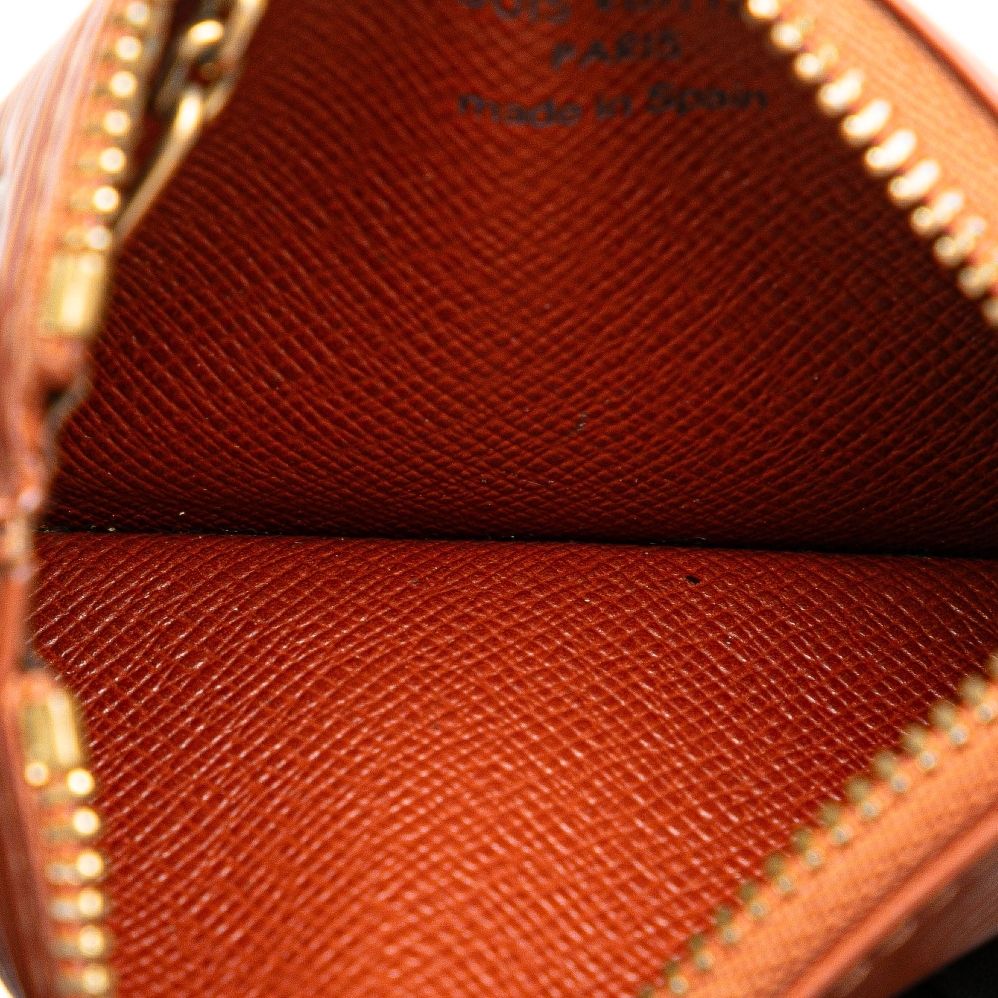 LO-LV bags 4743