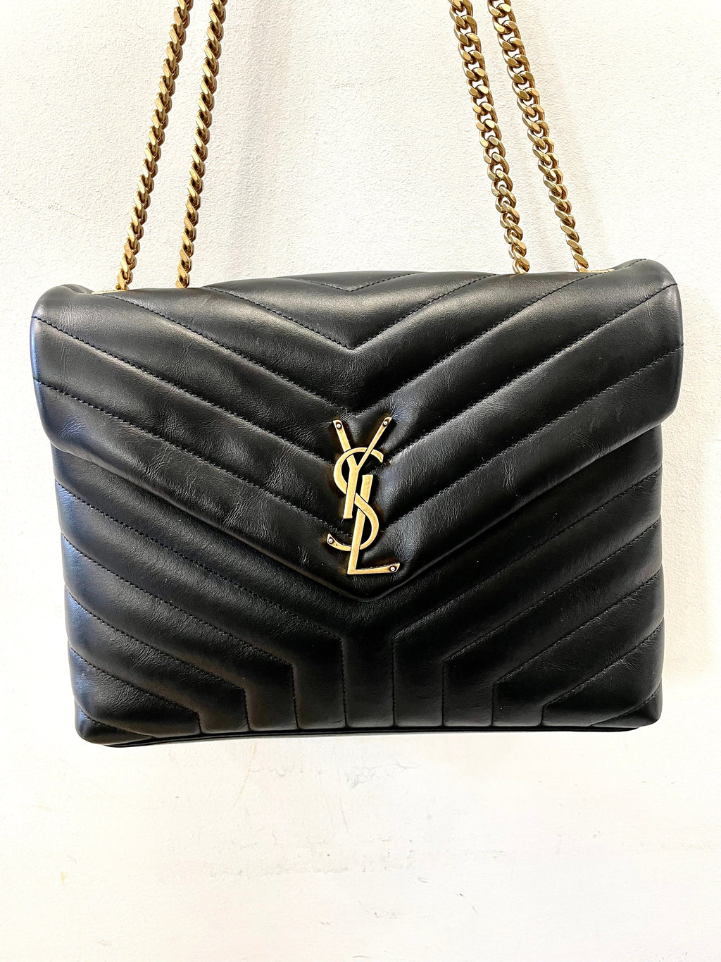YLS MEDIUM LOULOU Y QUILTED CALFSKIN SHOULDER BAG
