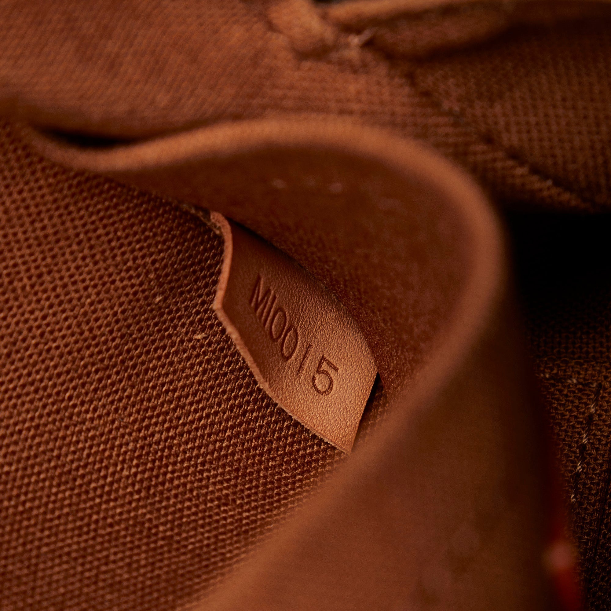 LO-LV bags 4295