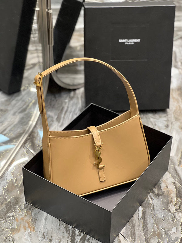 BB - YSL Bag - 1226