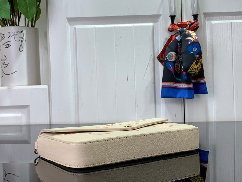 LO - LV Bags - 15822
