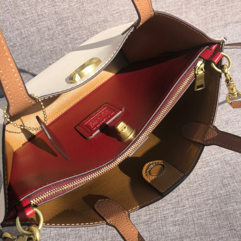 LO - CCH Bags - 570