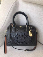 LO - CCH Bags - 524