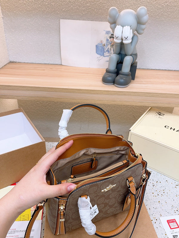 LO - CCH Bags - 105
