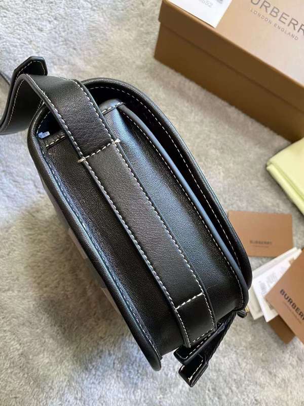 LO - B-BERRY BAGS - 190