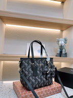 LO - CCH Bags - 225