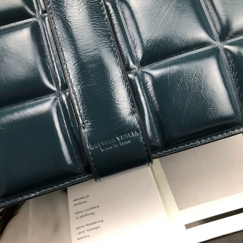 LO - BV Bags - 347