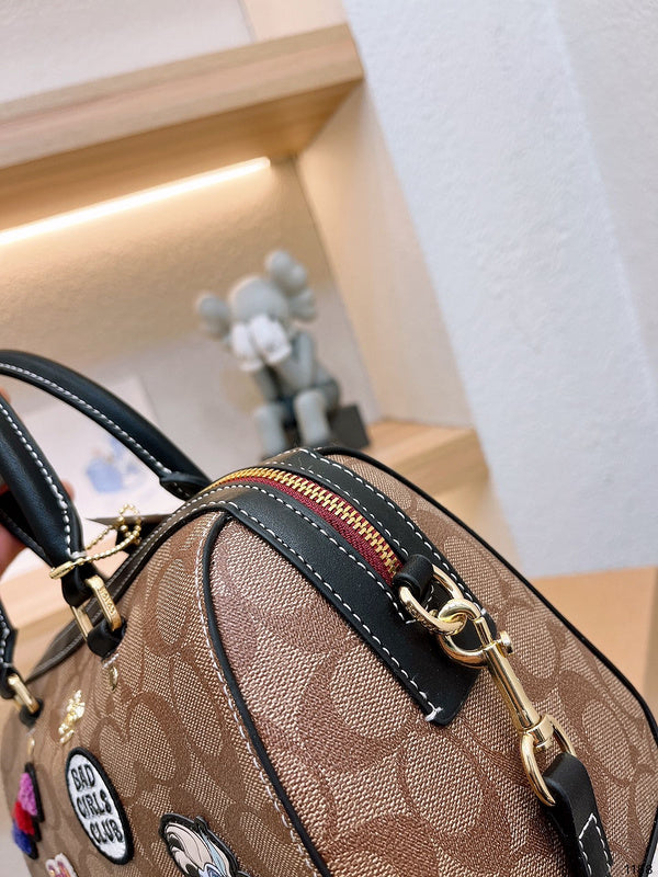 LO - CCH Bags - 300