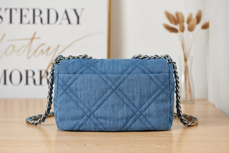 LO - CHL Bags - 2015