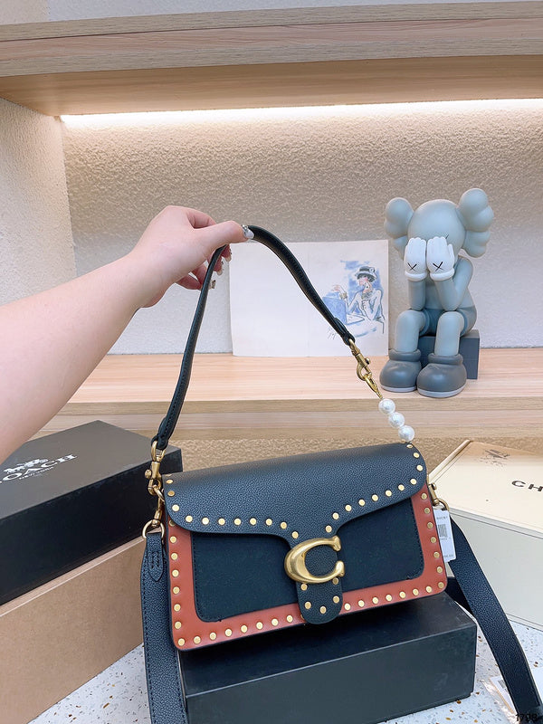 LO - CCH Bags - 018