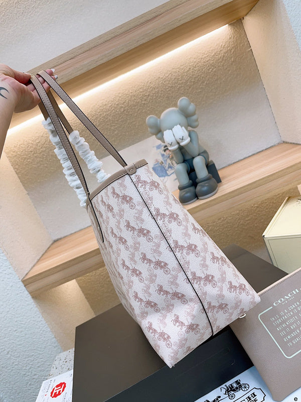 LO - CCH Bags - 004