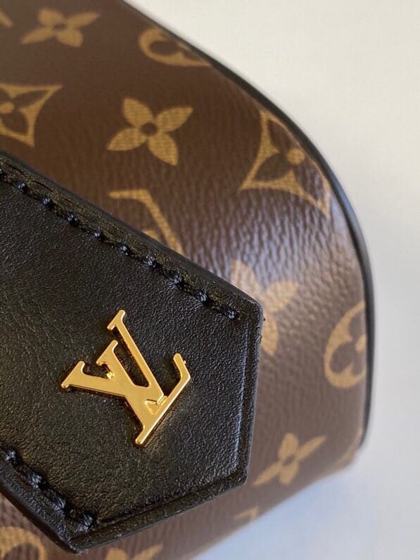 LO-LV bags 2697