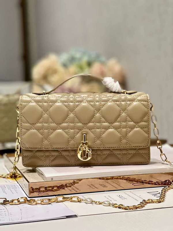 LO - DYOR   BAGS FOR WOMEN - FASHION LUXURY BAGS 076