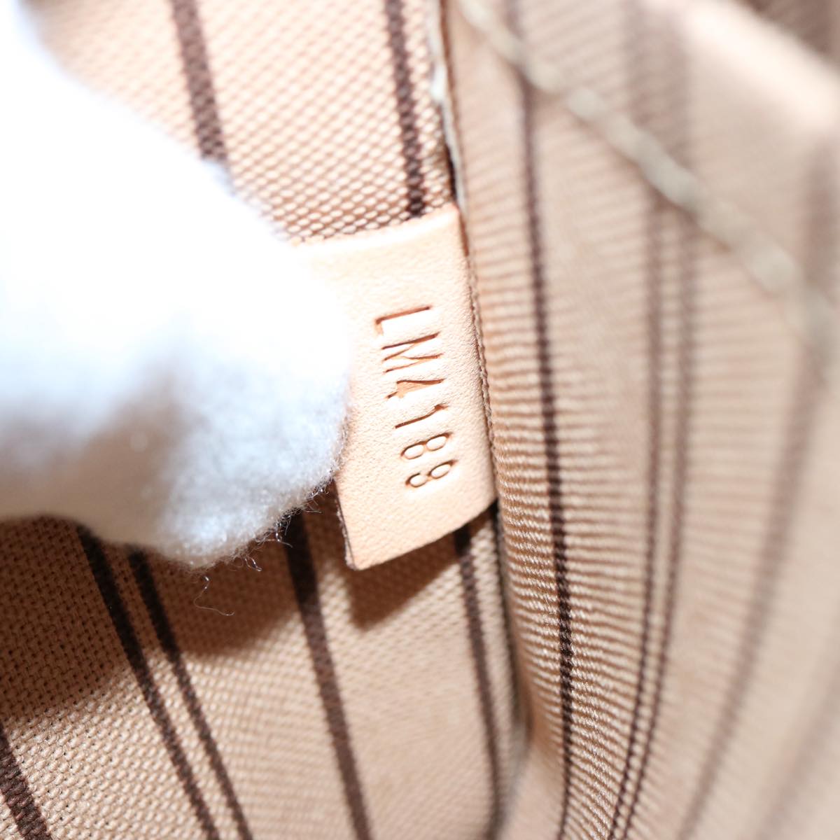 LO-LV bags 750