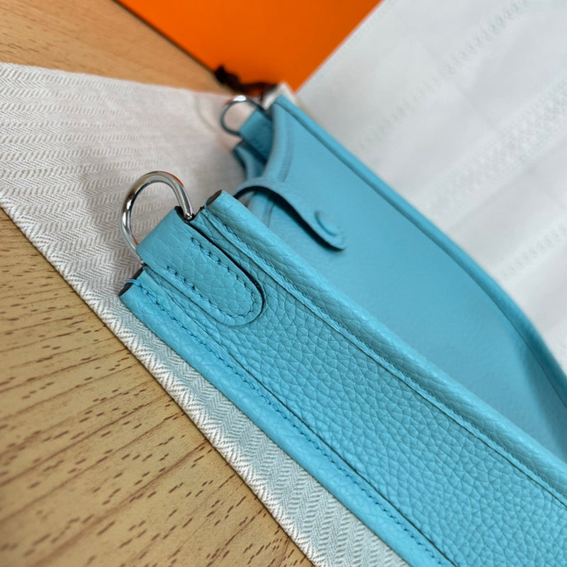 LO - HMS Luxury Bags - 940