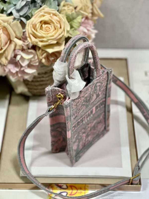 LO - DYOR   BAGS FOR WOMEN - FASHION LUXURY BAGS 009