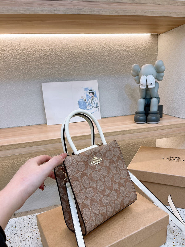 LO - CCH Bags - 439
