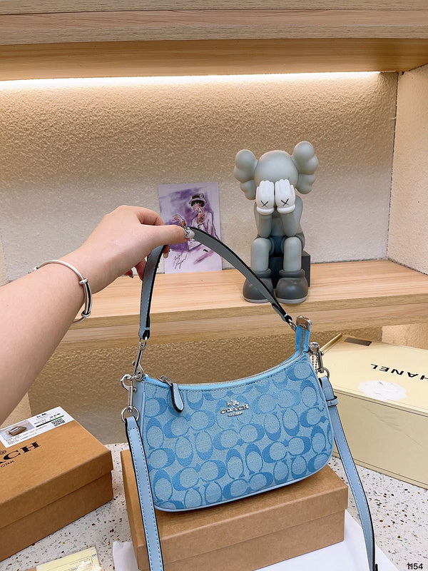 LO - CCH Bags - 174