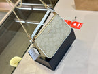LO - CCH Bags - 108